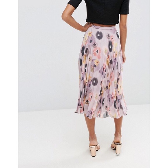 ASOS | Floral Pleated Flowy Midi Skirt - Picture 2 of 3